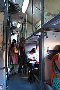 Ernakulam 往 Coimbatore 乘的 SL車廂