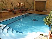 酒店的泳池