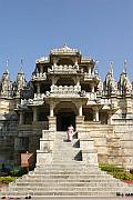 千柱之廟 (Adinath Temple)