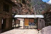 Sagarmatha 國家公園入口，在這裡需要登記個人資料和繳付 Rs650 的入場費。